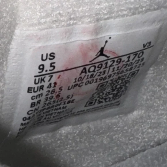 Nike Air Jordan 4 Metallic Gold Women's Size 9.5 Men's 8 B-GRADE - Picture 6 of 6